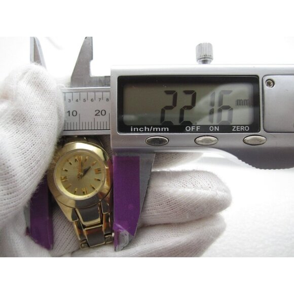 Women Relic Quartz WR Analog 22mm Round Watch (H835) "New Battery" ZR34207 - Picture 2 of 9